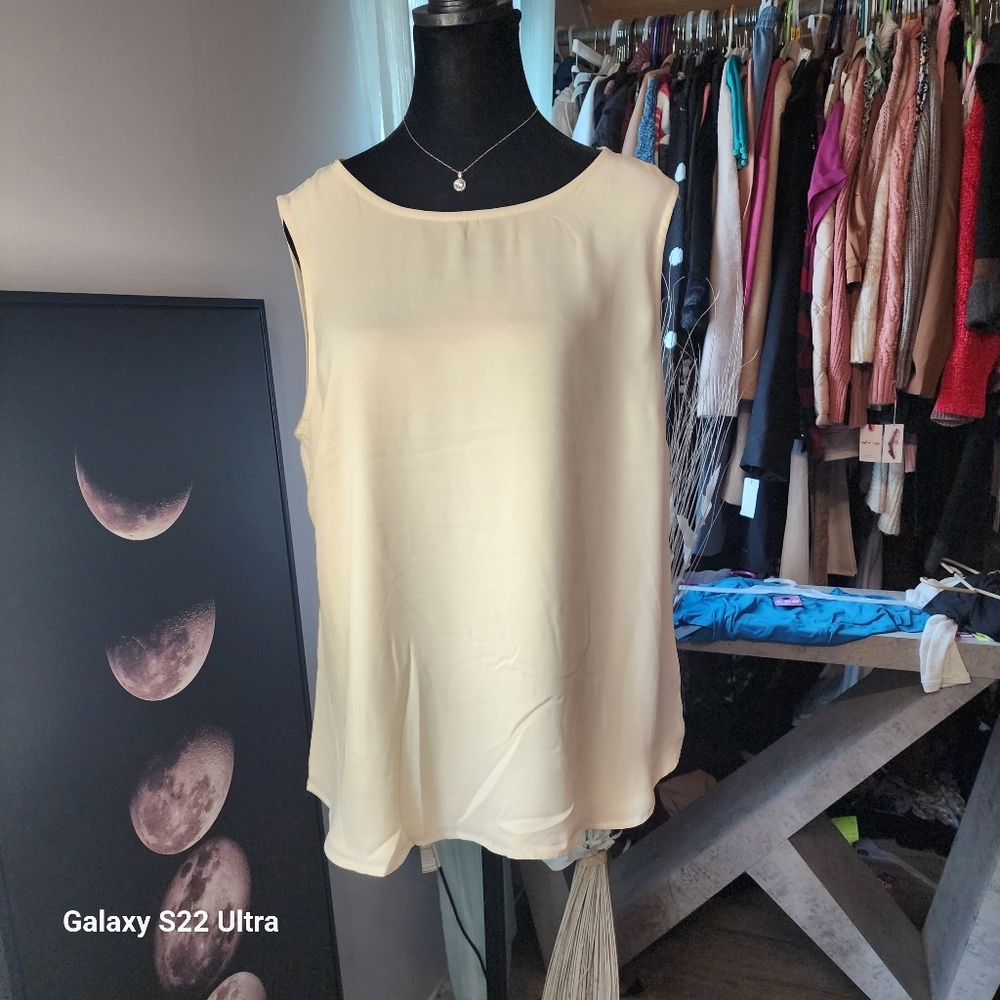 Large Womans DKNY Ivory Sleeveless Blouse